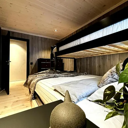 Nature-close By Mountain Дом отдыха